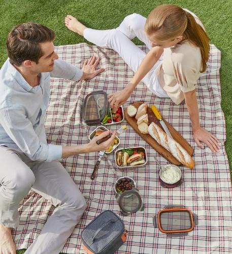 boite ronde repas extérieur