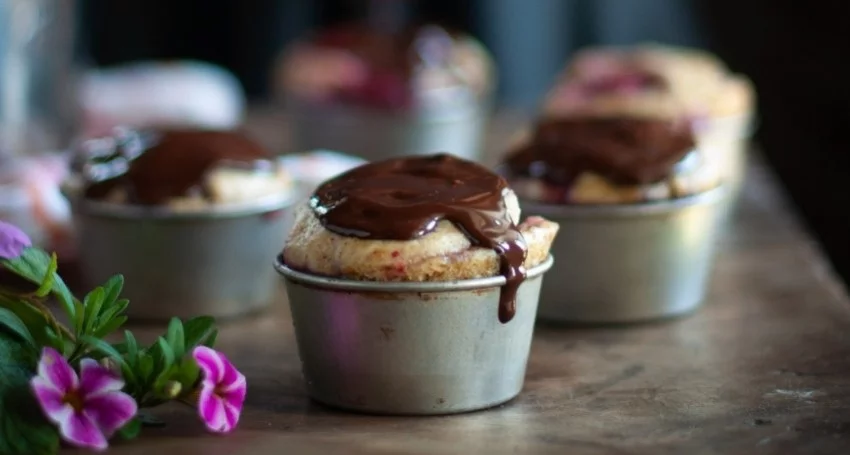 Muffins Citron-Framboise à l’Huile d’Olive