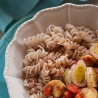 Noix de St Jacques à la Fondue de Petits Légumes et Piment d'Espelette