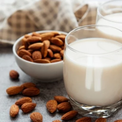 Lait d’Amande végétal fait maison avec son extracteur de jus
