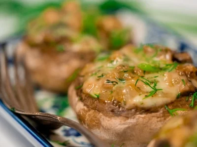 Le champignon de Paris : découvrez ses vertus et sa recette de farcis